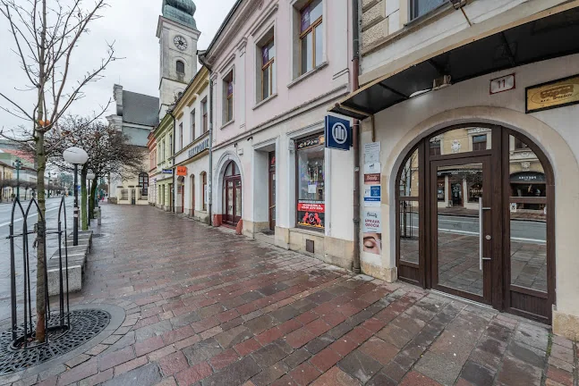 Exteriér pri Salóne Beauty na Hlavnej ulici